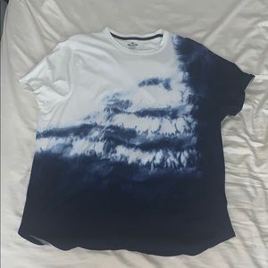 Hollister curved hem T shirt